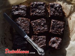 Brownies with Avocado Frost